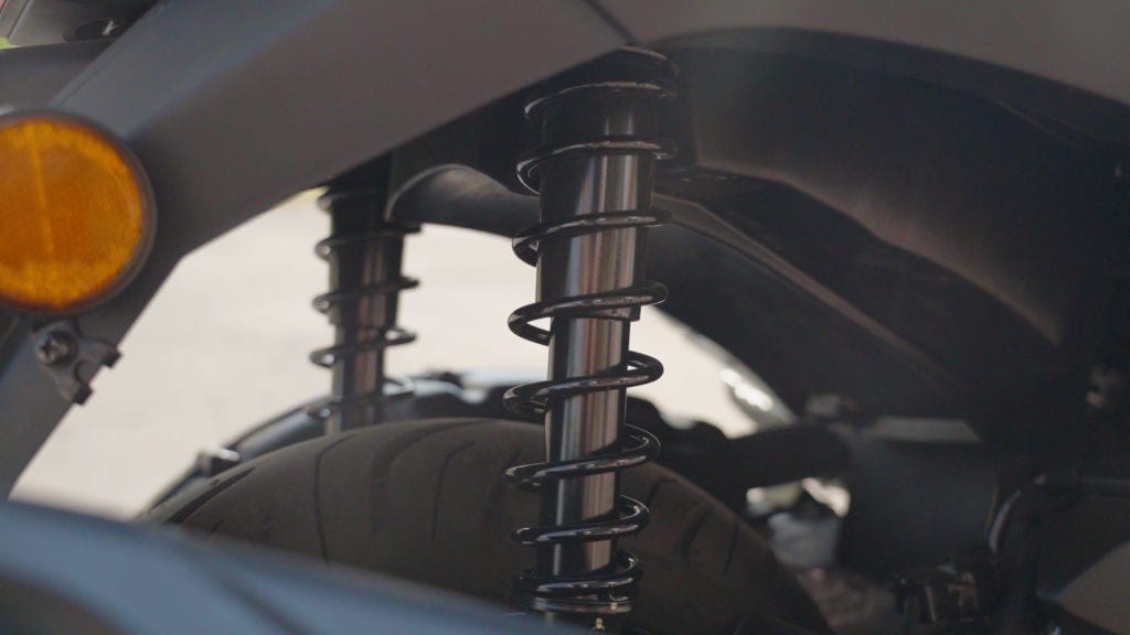 Yamaha Tricity 125: snello come uno scooter, stabile come un tre ruote. Ecco perché ci piace